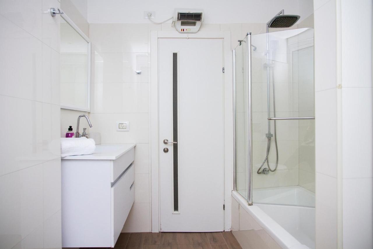 Apartments4You Etsel Bat Yam Esterno foto