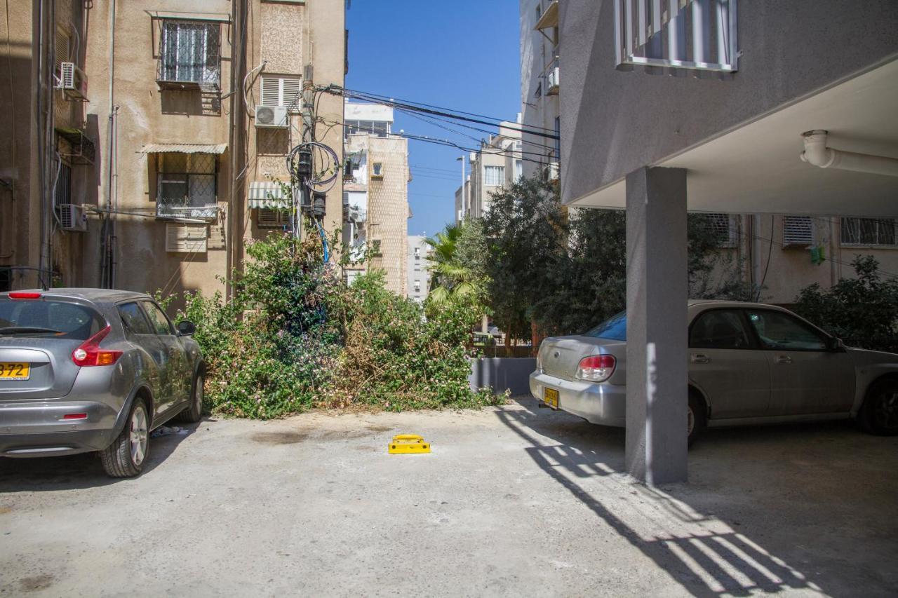 Apartments4You Etsel Bat Yam Esterno foto