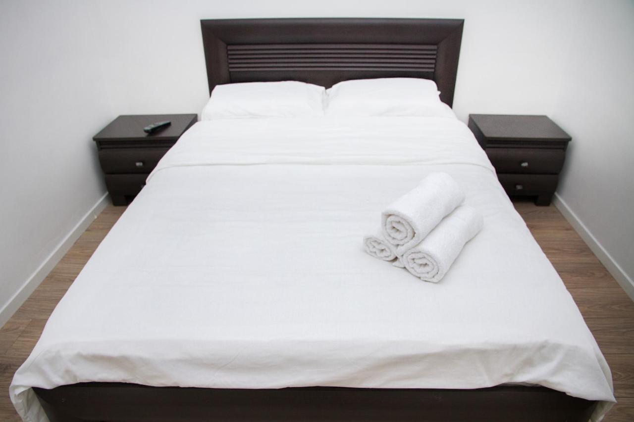 Apartments4You Etsel Bat Yam Esterno foto