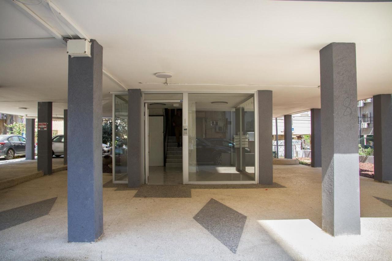 Apartments4You Etsel Bat Yam Esterno foto