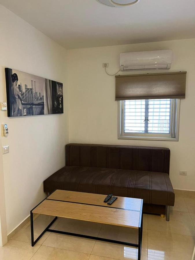 Apartments4You Etsel Bat Yam Esterno foto