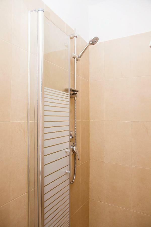 Apartments4You Etsel Bat Yam Esterno foto